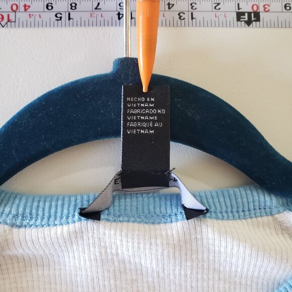 Forever 21‎ Island Vibes Short Sleeve Baby Tee Size S Y2K Baddie Beach Summer - Picture 5 of 6